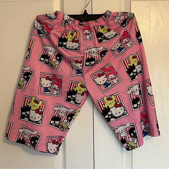 Sanrio Kids Girls Pink Hello Kitty & Friends Character Pajama Set - Picture 6 of 10